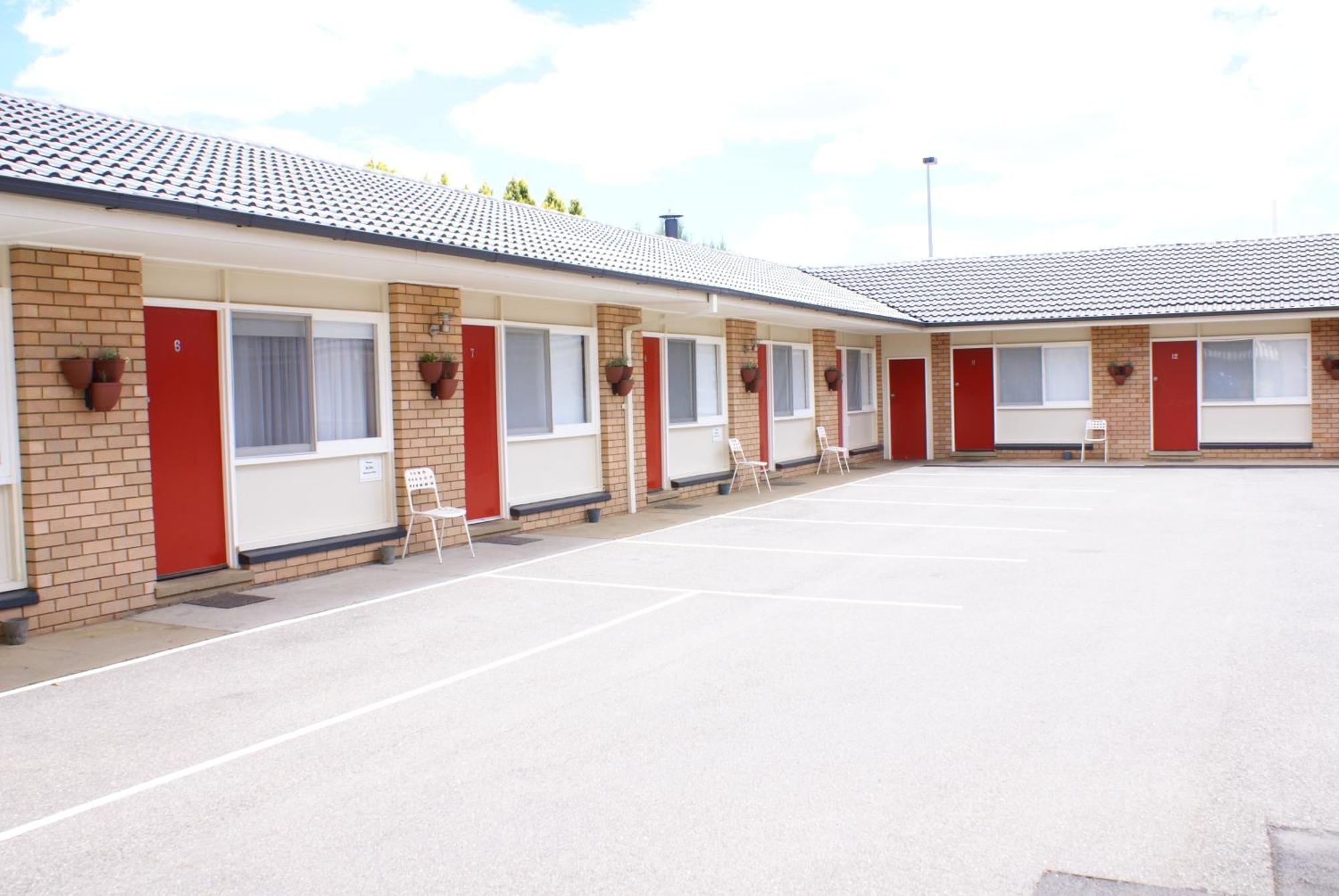 Country Lodge Motor Inn Bathurst Exterior photo